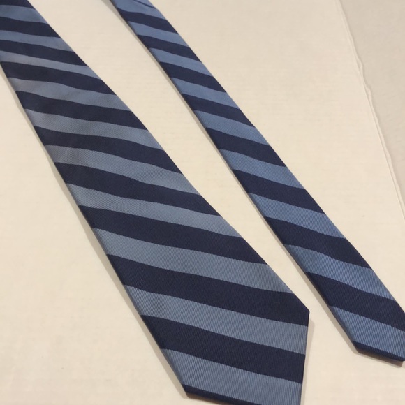 Jos. A. Bank Tie- Blue / Stripe - Picture 1 of 6